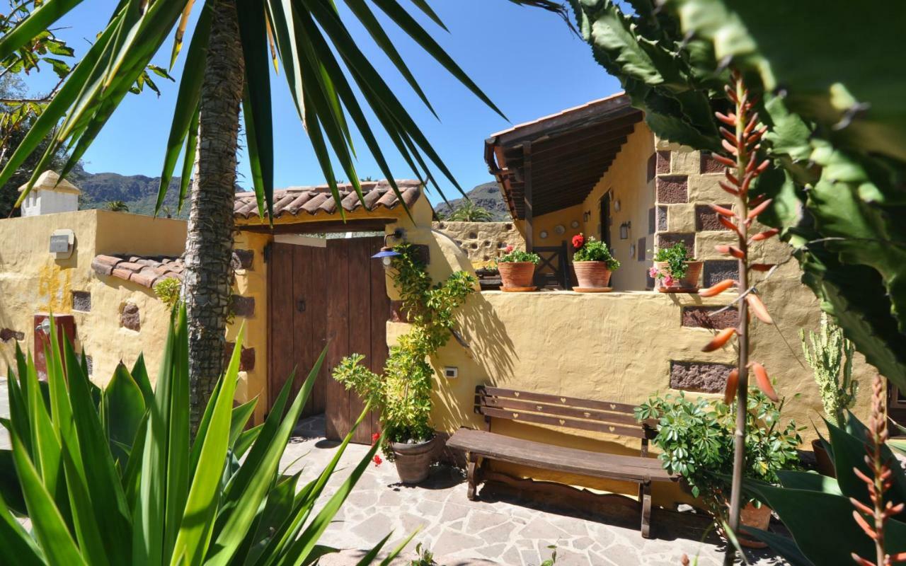 Bohemian Hideaway Finca - 2 Unique Houses With Shared Pool Santa Lucía Exterior foto